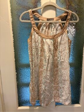 Tommy Bahama S Lightweight 💯 Cotton Floral Tank Top in Tan and Cream